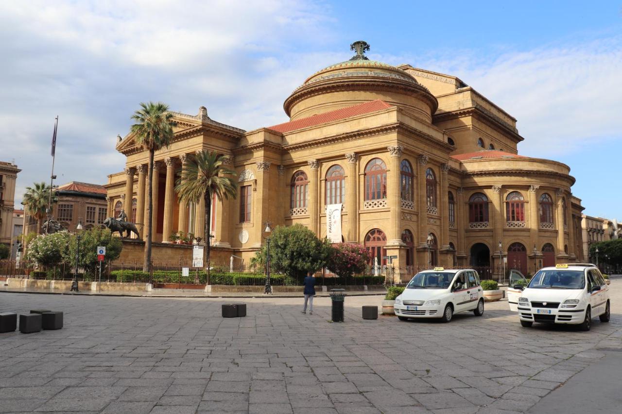 Casa De Paoli - Vista Mare Arenella, Palermo Con Parcheggio Privato Apartment Bagian luar foto